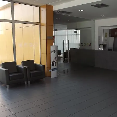 Hi - De Juventude ホステル ロウザン