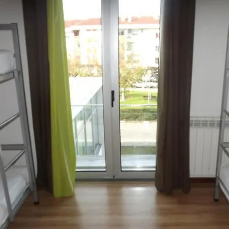 Hi - De Juventude Hostel *