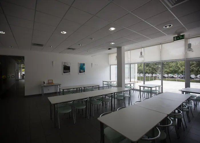 Hi – De Juventude Albergue Lousã